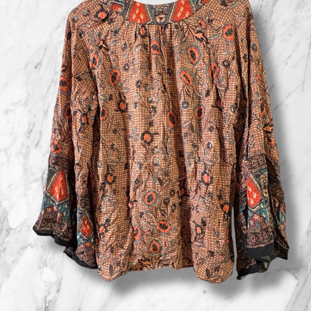 Boho Lavender Brown Top Bell Sleeves Small Floral Pattern Tie Scoop - Picture 7 of 7